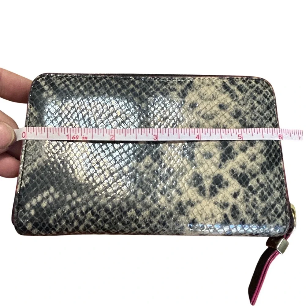 Stella & Dot Faux Python Snakeskin Zip Around Wallet.‎
